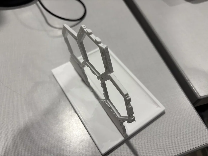 Giá đỡ bông tai hình lục giác dạng mô-đun - Image 1