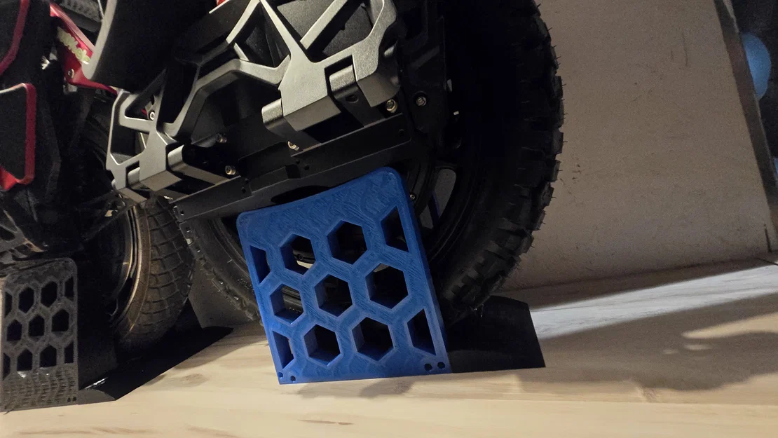 Chân đế 3D thông minh cho xe điện Leaperkim Lynx S - Image 1