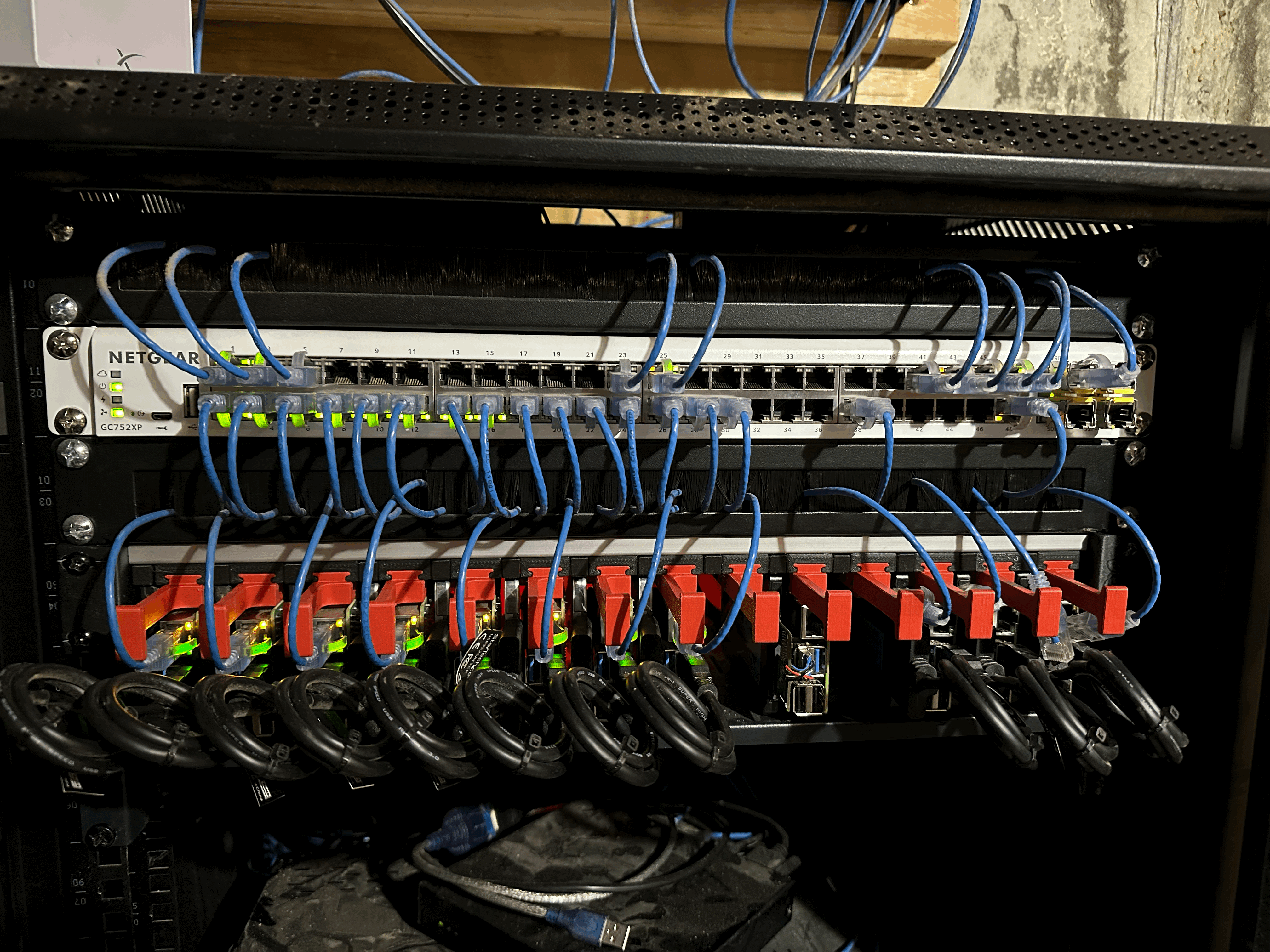 Khung Rack gắn Raspberry Pi