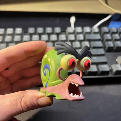 Mô hình ốc sên Lary từ phim SpongeBob SquarePants siêu đáng yêu