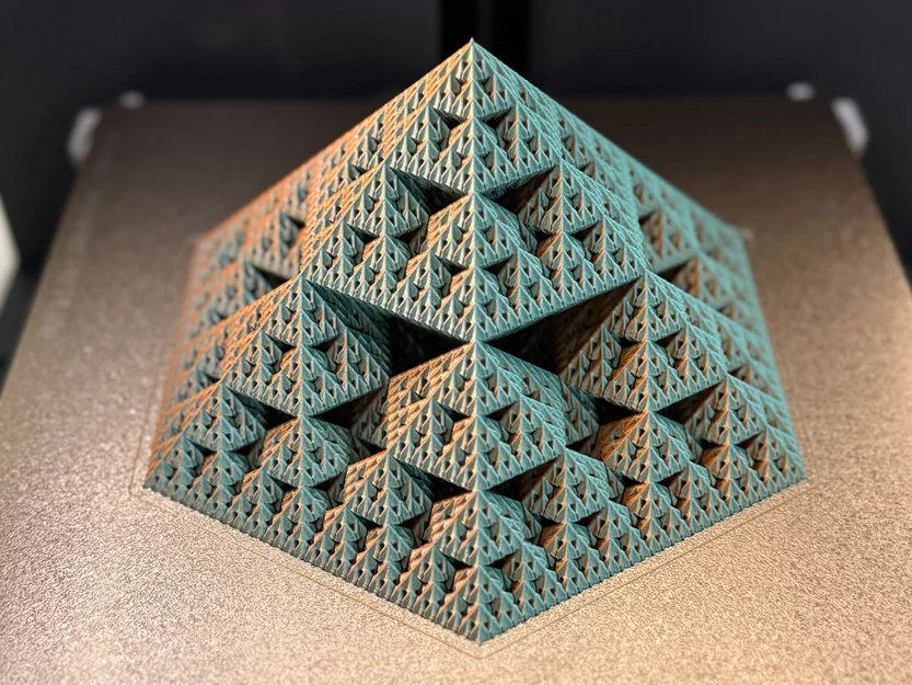 Kim tự tháp Fractal Sierpiński Snowflake - Cấp độ 5 (Vase Mode) - Image 4