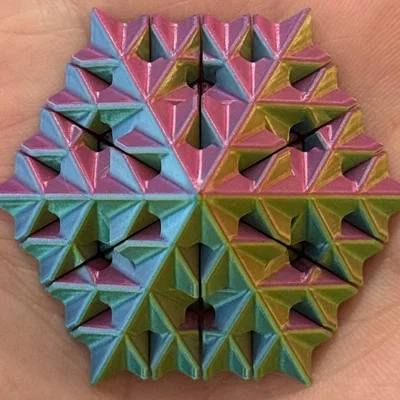 Kim tự tháp Fractal Sierpiński Snowflake - Cấp độ 2 (Chế độ Vase Mode)