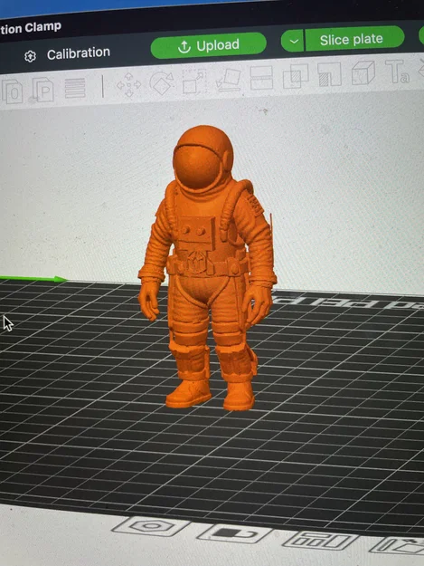 Mô hình Phi hành gia Astronaut Space Suit (AI Rendered) - Image 3