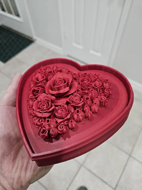 Mẫu in 3D hộp quà trái tim hoa hồng lãng mạn cho ngày Valentine - Image 1
