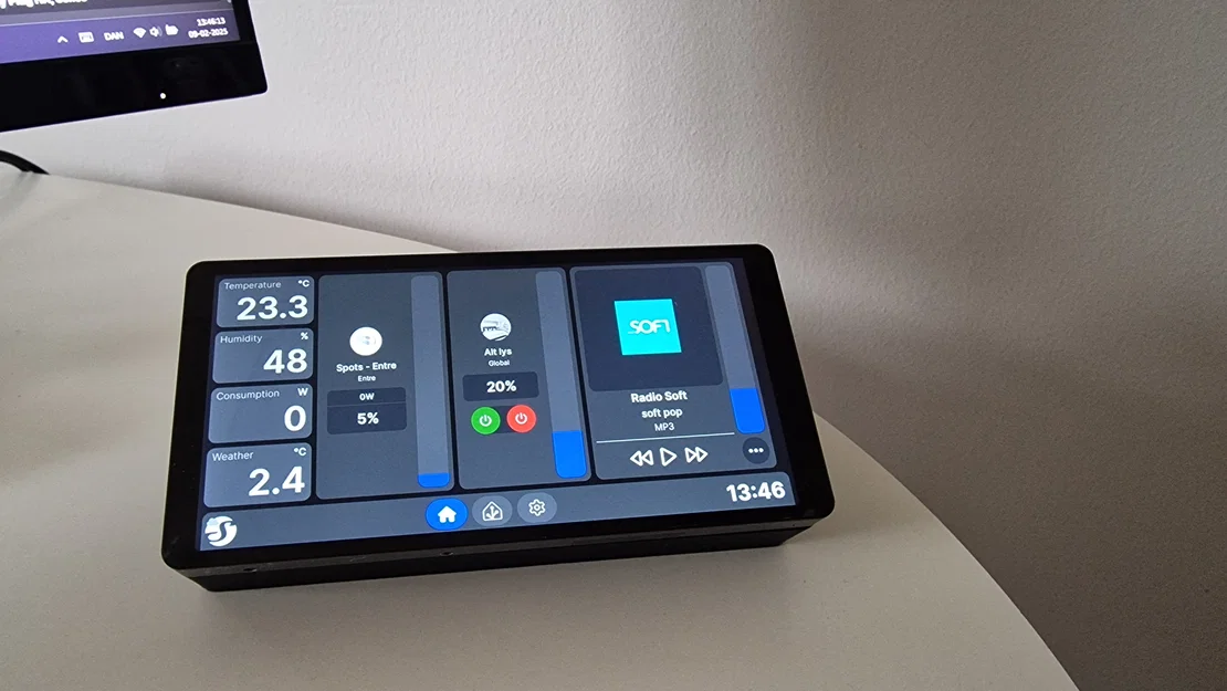 Giá đỡ Shelly Wall Display X2 nghiêng 35° - Image 2