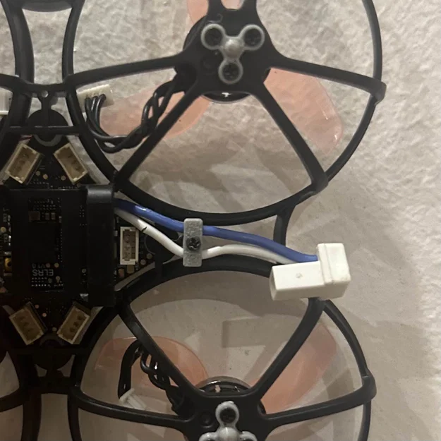 Phụ kiện bảo vệ dây nguồn Meteor 75pro (FPV Cable Protector) - Image 1