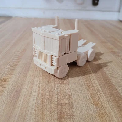 Mô hình xe tải biến hình Robot (Print in Place)