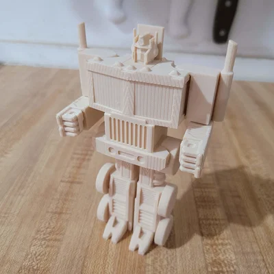 Mô hình xe tải biến hình Robot (Print in Place)