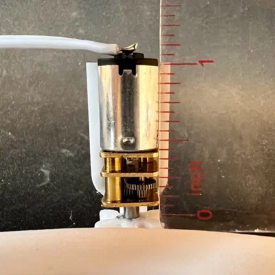 Bàn xoay (có gắn mô-tơ)