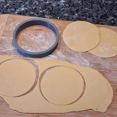 Khuôn cắt bột 10 cm (Pasta Pierogi Cutter) - Dụng cụ nhà bếp 3D