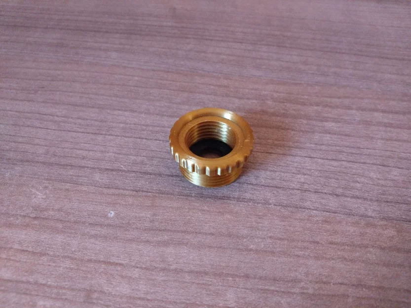 Đầu chuyển đổi ren ống nước 3/4 inch sang 1/2 inch cho sân vườn - Image 2