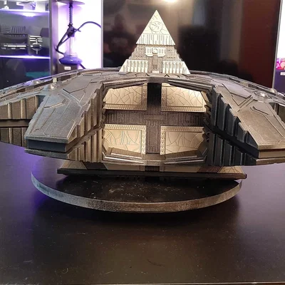 Mô hình tàu chiến Hatak Class Pyramid Ship MKII