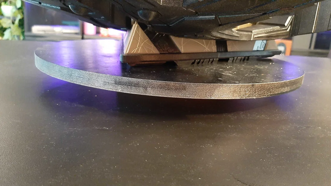 Mô hình tàu chiến Hatak Class Pyramid Ship MKII - Image 9