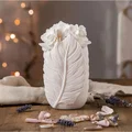 Bình hoa Feather Bloom Vase - Nơi vẻ đẹp tự nhiên gặp gỡ sự thanh lịch - Thumbnail 1