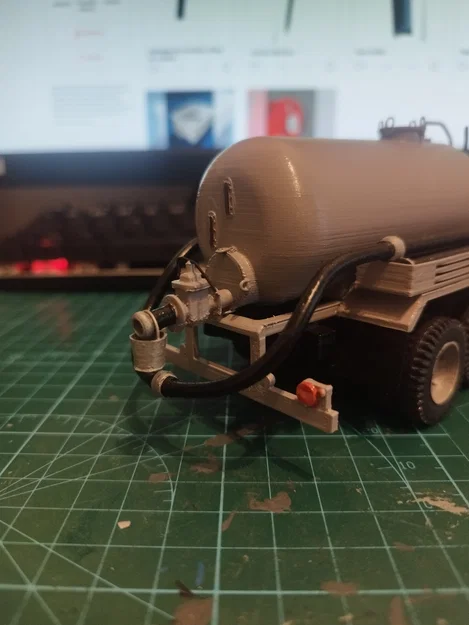 Mô hình xe tải bồn V3S cổ điển (3D Printed Model) - Image 16