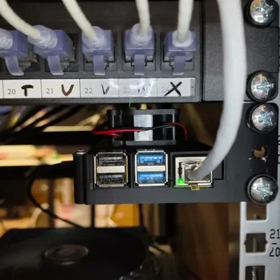 Khung gắn tủ rack cho Raspberry Pi 4 (có hỗ trợ lắp quạt)