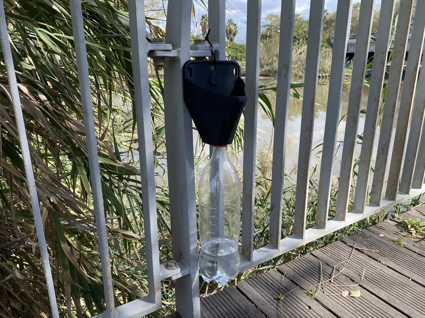 Bồn tiểu di động DJ PeeMix – Vẫn giữ nhiệt trên sàn diễn ngay cả khi cần 'giải quyết nỗi buồn'! - Image 11