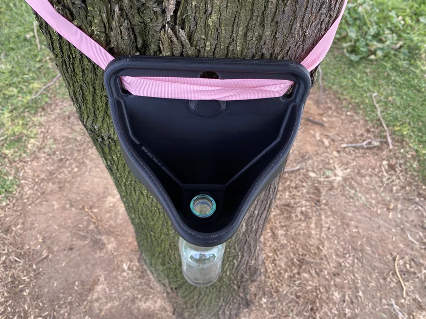 Bồn tiểu di động DJ PeeMix – Vẫn giữ nhiệt trên sàn diễn ngay cả khi cần 'giải quyết nỗi buồn'! - Image 14