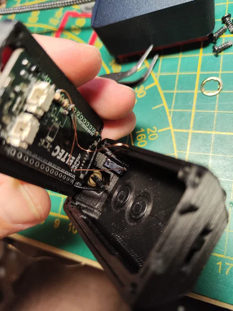 Bản Remix Meshtastic Gendemik "DIDDY" T114 Micro Node - Image 15