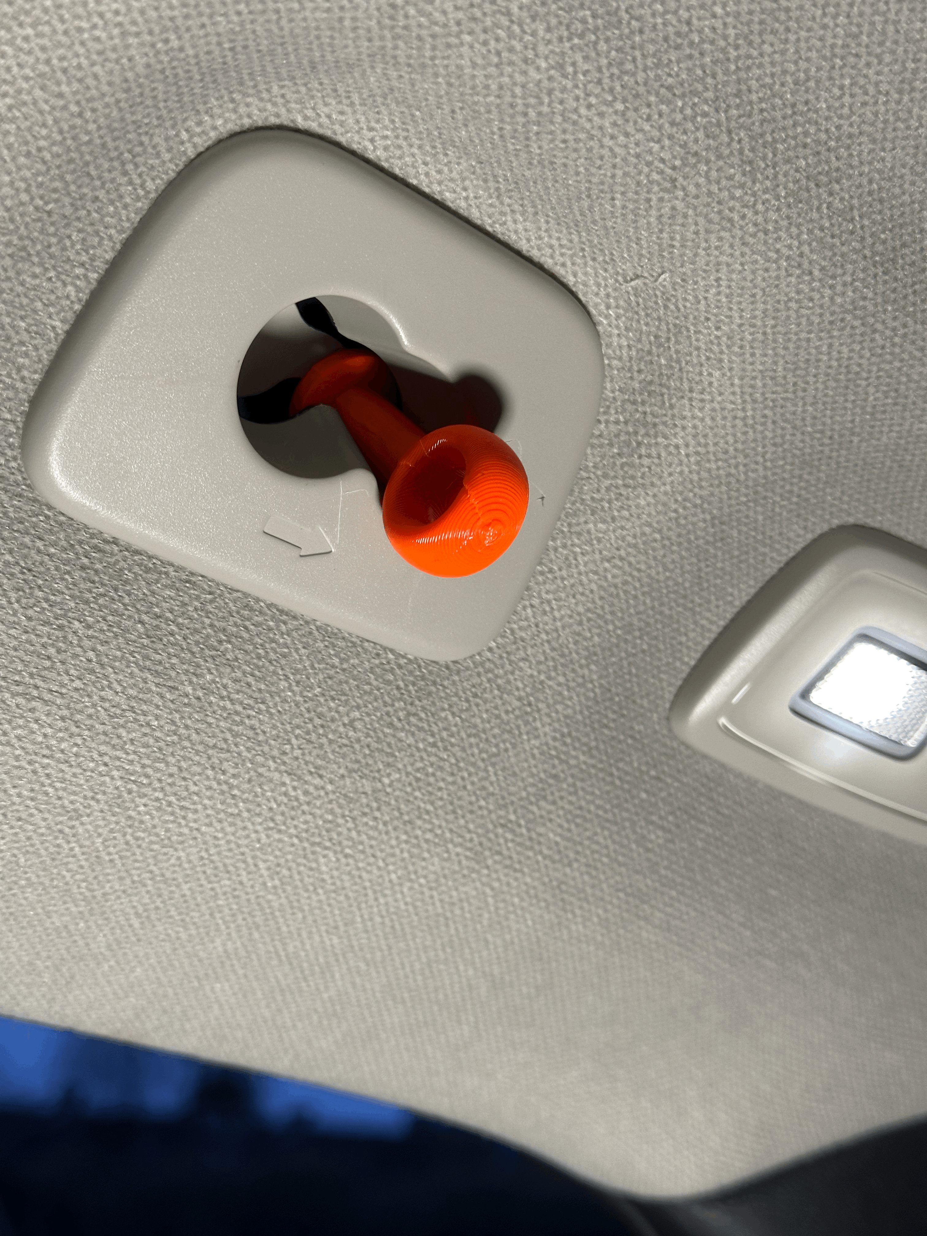 Móc treo đồ tiện ích cho xe Volvo XC40 in 3D - Thumbnail 2