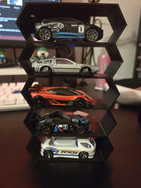 Kệ trưng bày Hot Wheels 5 ngăn hình lục giác in 3D tinh tế - Image 1