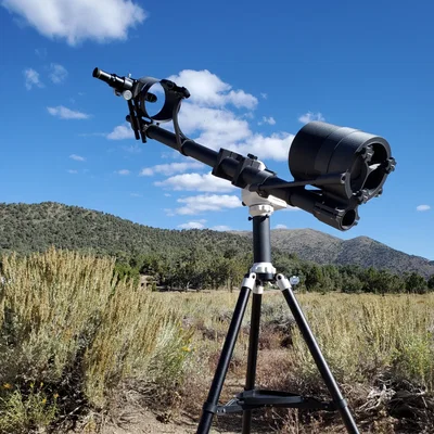 Kính thiên văn phản xạ Newtonian 6 Inch f/8 dùng sợi Carbon