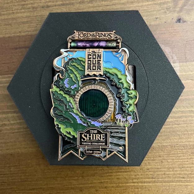 Khung treo huy chương 3D hình lục giác lắp ghép thông minh - Image 1