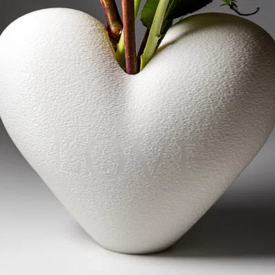 Bình hoa hình trái tim (Heart Vase)
