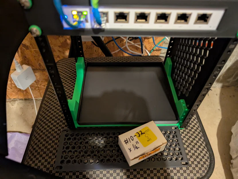 Phụ kiện cho tủ rack 10-inch - Image 2