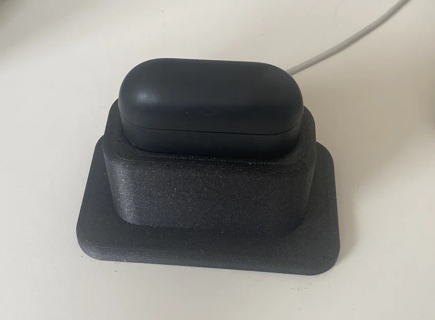 Đế sạc cho Airpods Pro Gen 1 - Image 1