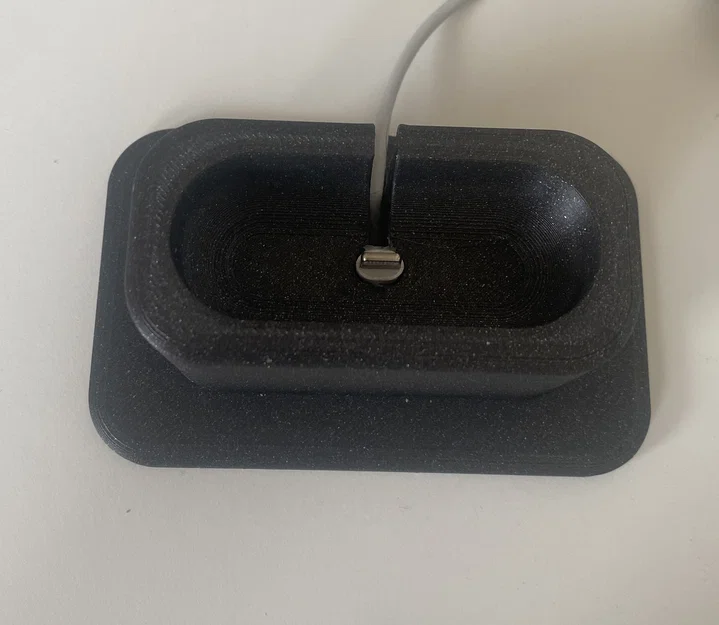 Đế sạc cho Airpods Pro Gen 1 - Image 2