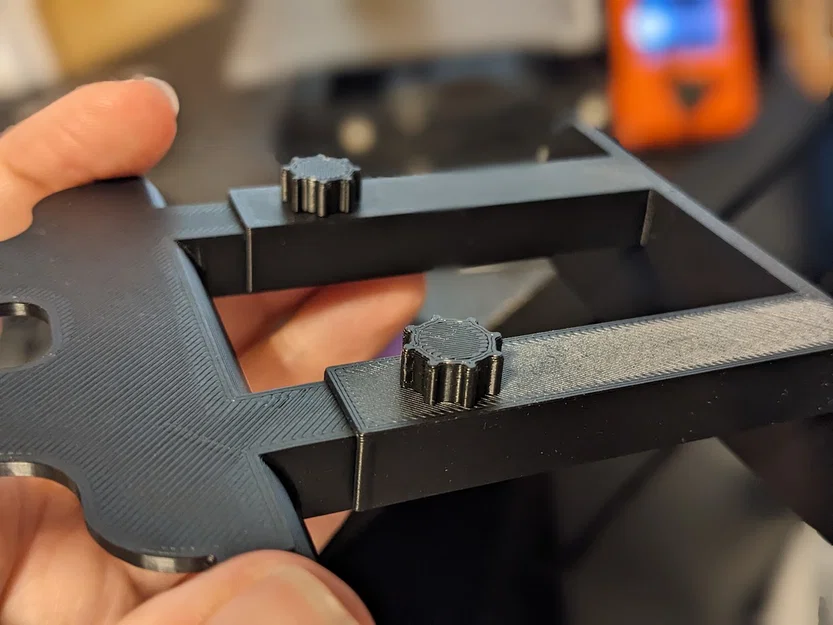 Ốc vít chống lung lay cho Steam Deck Belly Stand: To hơn và Ngắn hơn - Image 2