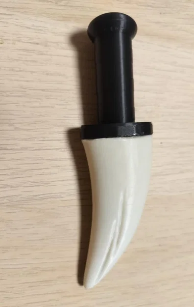Mô hình dao răng khủng long (Buck's Knife) in 3D độc đáo - Image 1