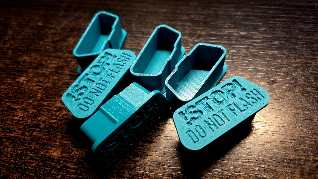 Nắp đậy cổng OBD2 cảnh báo "Do Not Flash" cho xe VW Audi - Image 1