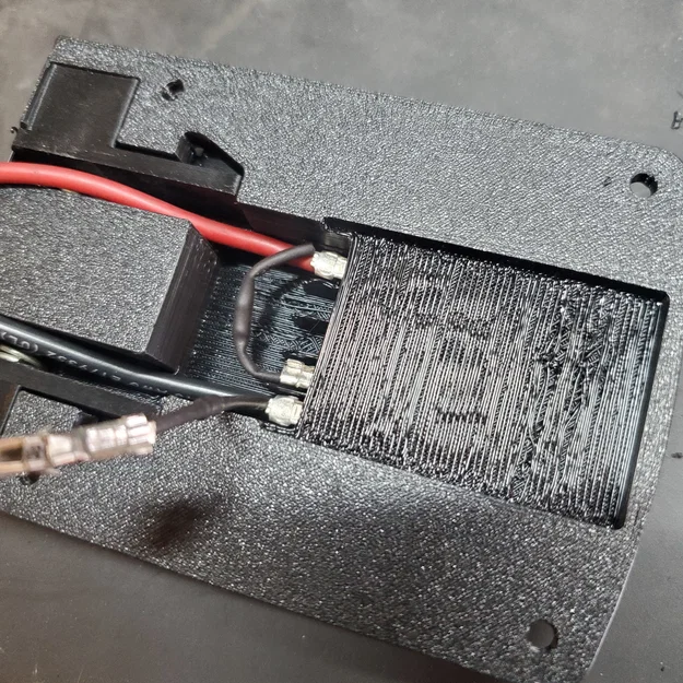 Bộ chuyển đổi pin Hercules 20v sang máy Milwaukee M18 - Image 11