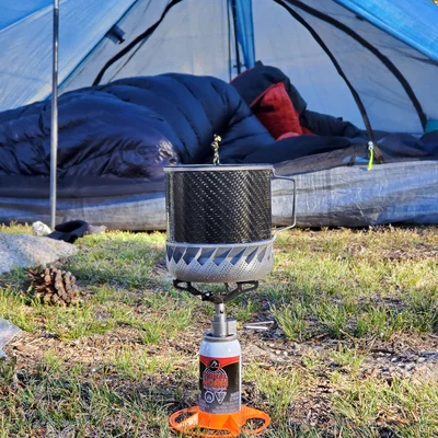 Giá đỡ bình gas mini kiểu air horn cho dân trekking của Jan Rezac