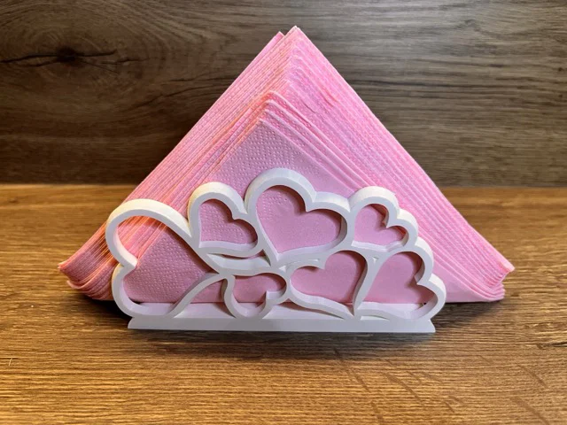 Giá Đựng Khăn Giấy Hình Trái Tim Tinh Tế Cho Bàn Ăn - Image 1