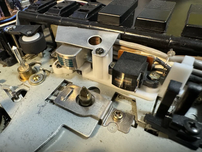 Đế đầu từ cho đầu băng cassette 4-track - GEC Transport (Tascam, Yamaha, v.v.) - Image 1