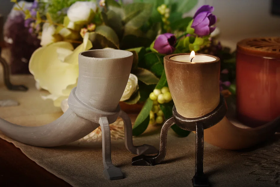 Đế nến trang trí hình sừng Skyrim - Image 6