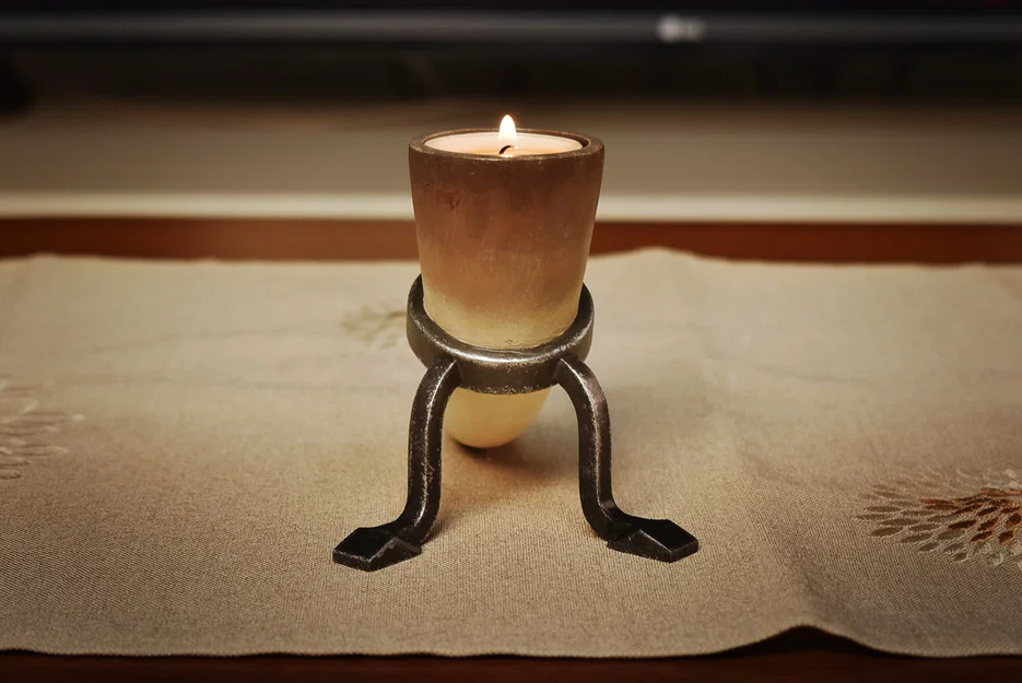 Đế nến trang trí hình sừng Skyrim - Image 9