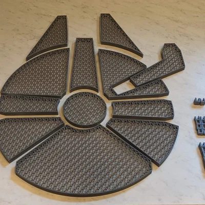 Bảng ghim Disney (Tàu Millennium Falcon)