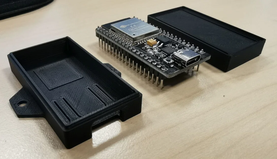 Hộp Đựng ESP32 Gắn Tường (Wallmount Case) - Image 1