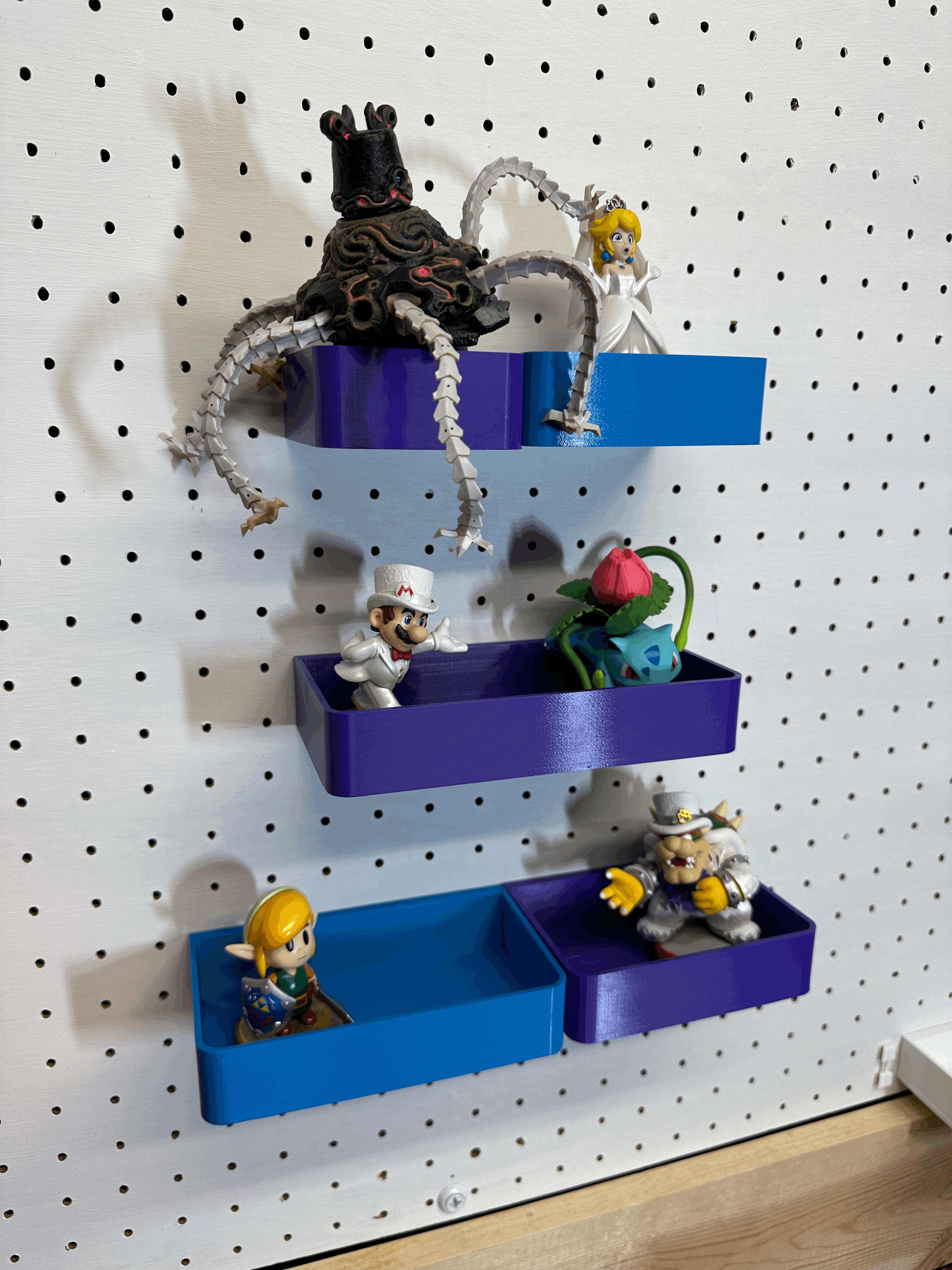 Khay Đựng Đồ Gắn Tường Pegboard Đa Năng - Phụ Kiện In 3D Thông Minh - Thumbnail 1