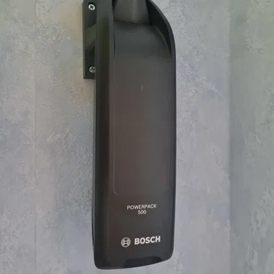 Giá treo tường cho pin xe đạp điện Bosch Powerpack 500 tiện lợi