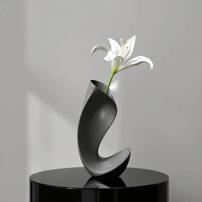 Bình Hoa Nghệ Thuật Cho Không Gian Nội Thất