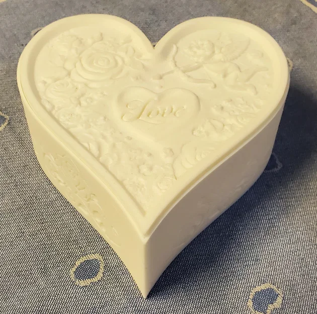 "Amor's Embrace" – Hộp Trang Trí Phát Sáng - Image 2