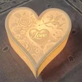 "Amor's Embrace" – Hộp Trang Trí Phát Sáng - Thumbnail 3