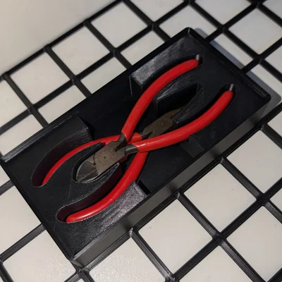 Giá đỡ dụng cụ Gridfinity 4x2 cho Knipex 37 31 125 + 70 01 125