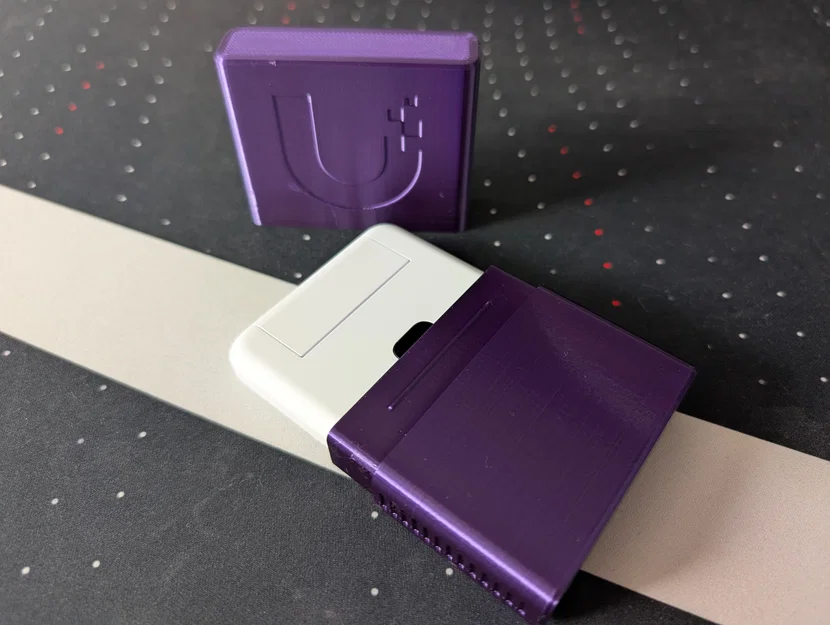 Ốp trượt bảo vệ cho Unifi Travel Router (UTR) - Image 2