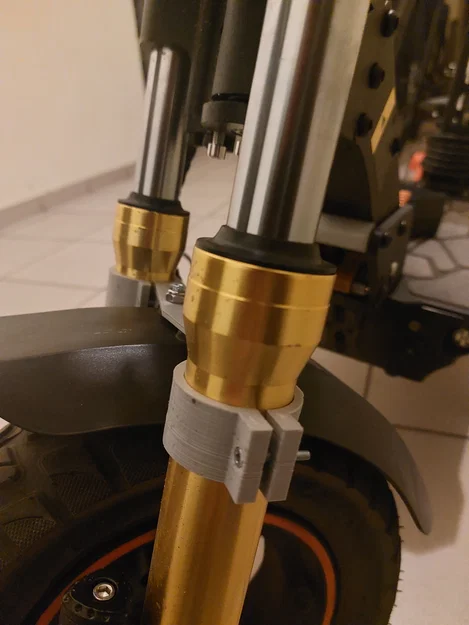 Ngàm gắn chắn bùn cho xe điện Kukirin M5 Pro (Mudguard Mount) - Image 2